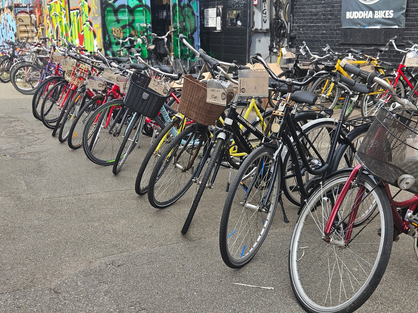 Many more Bikes than on the site!