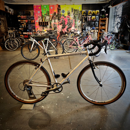 Råcrosst gravel