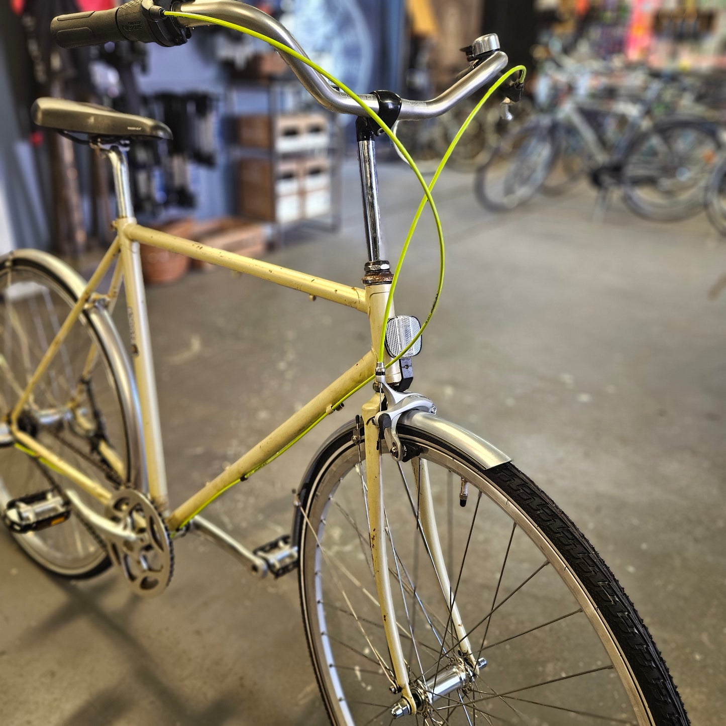 Cream Bike
