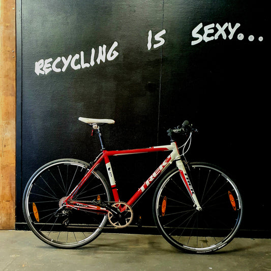 Trek Tak